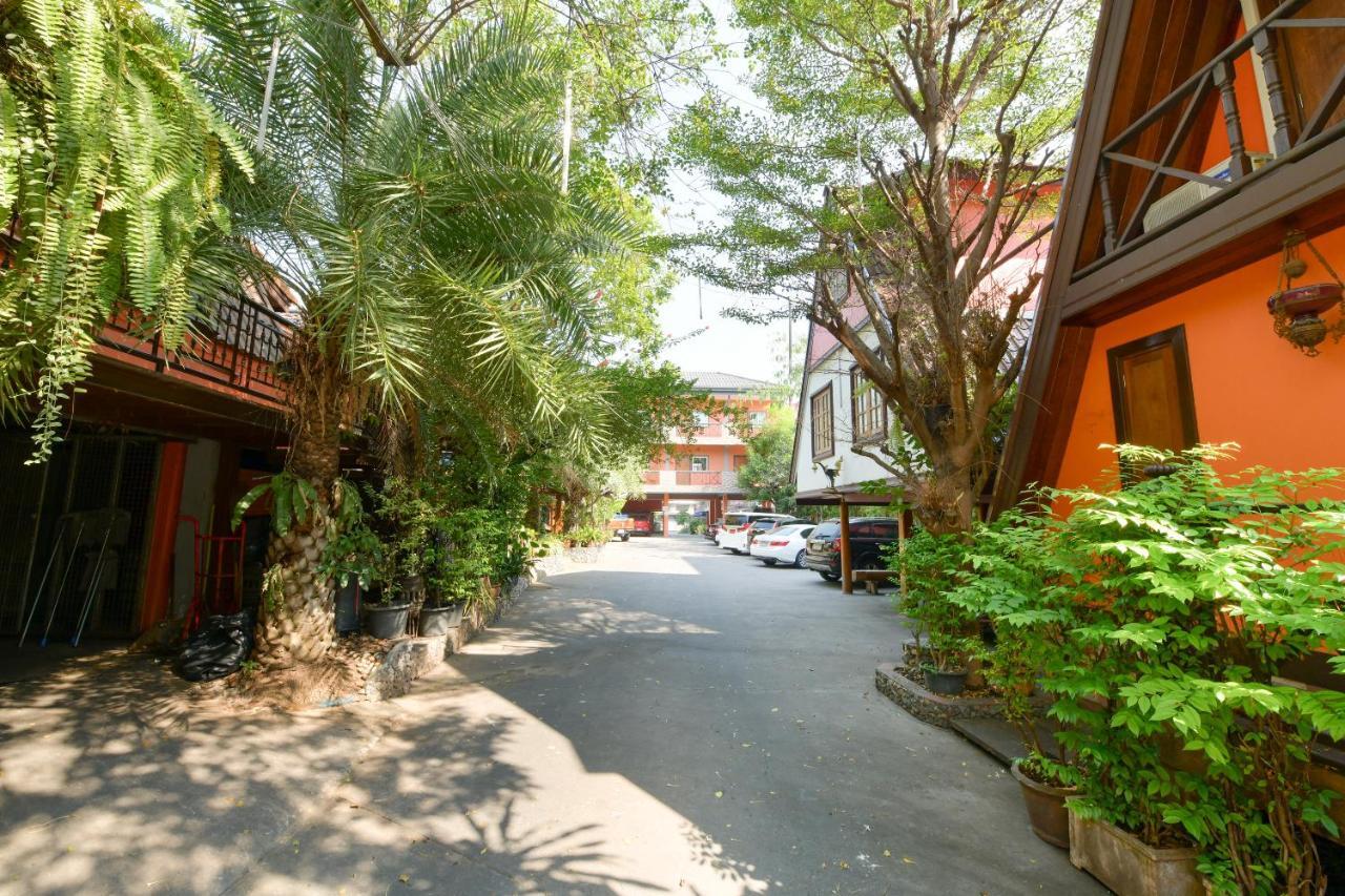 Oyo 549 Maesri Resort Pattaya Extérieur photo